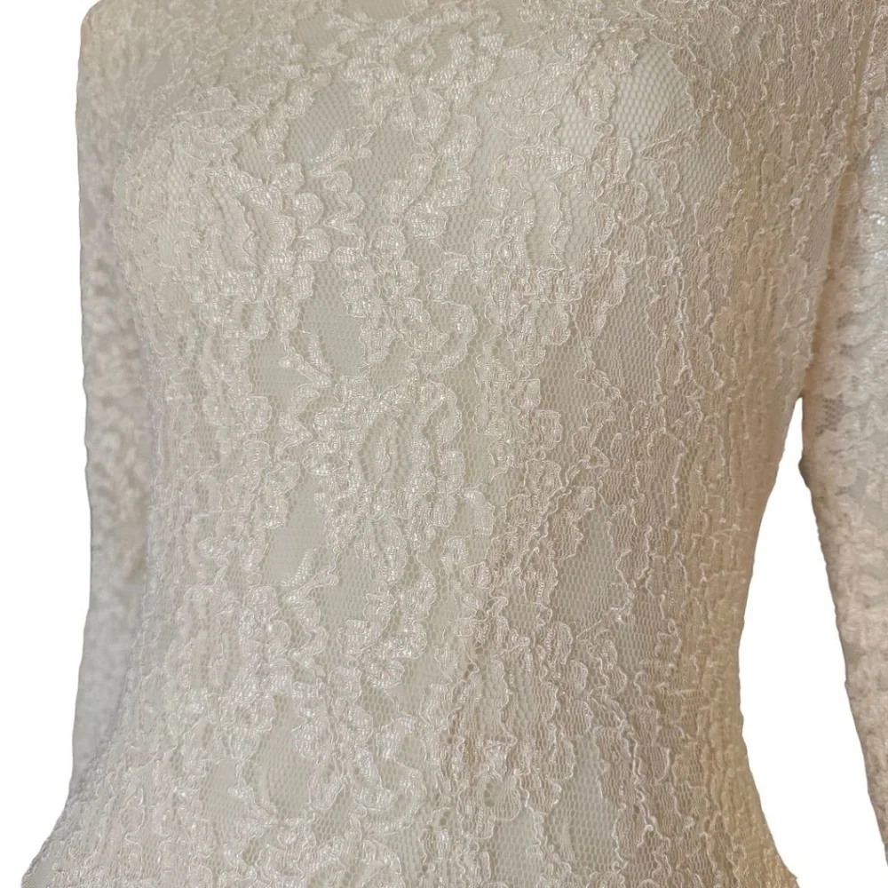 Ann Taylor (Original Ann Taylor) Ivory Lace Bodysuit Size Large